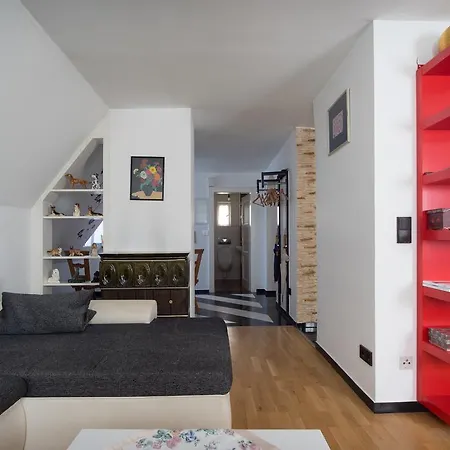 Schwabing Home